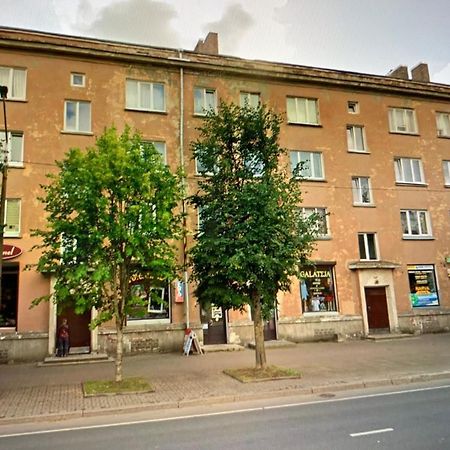 Happy Day Apartment Narva Bagian luar foto