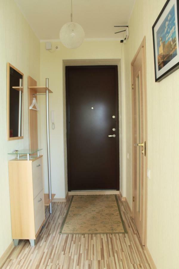 Happy Day Apartment Narva Bagian luar foto
