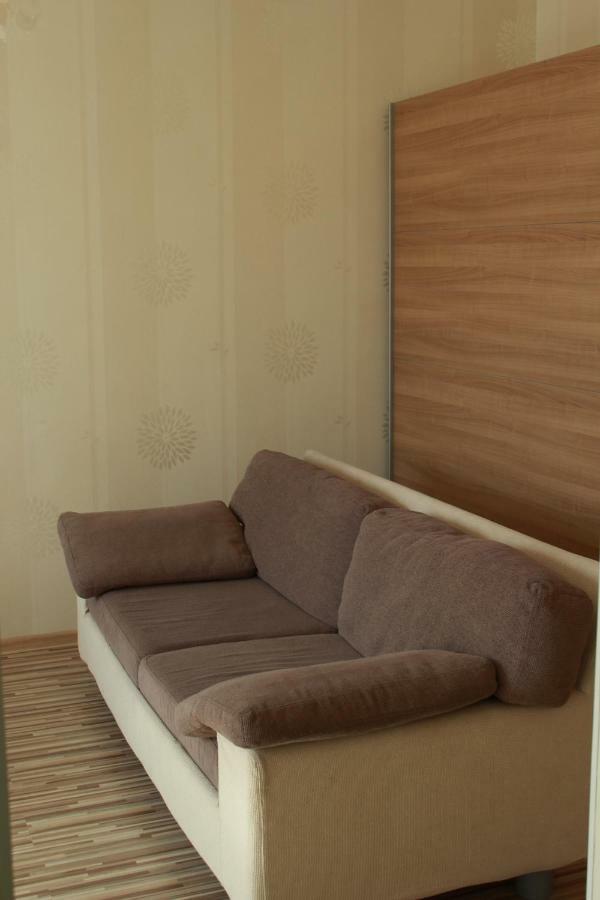 Happy Day Apartment Narva Bagian luar foto
