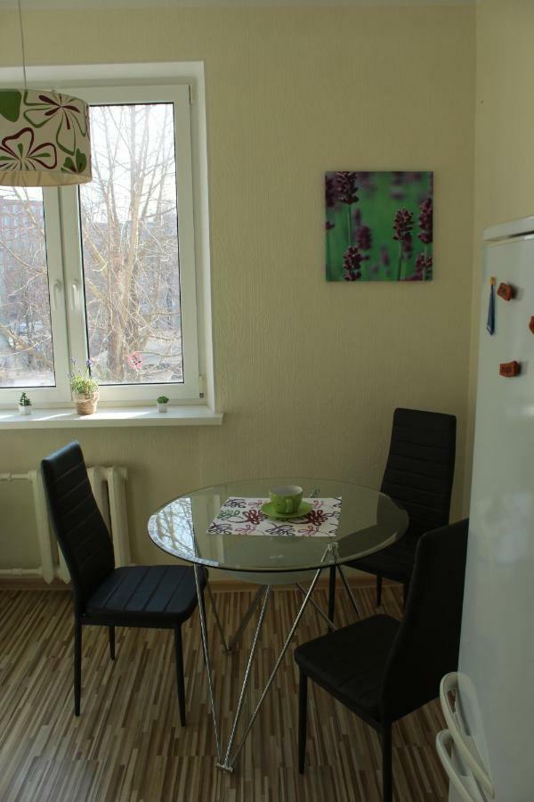 Happy Day Apartment Narva Bagian luar foto